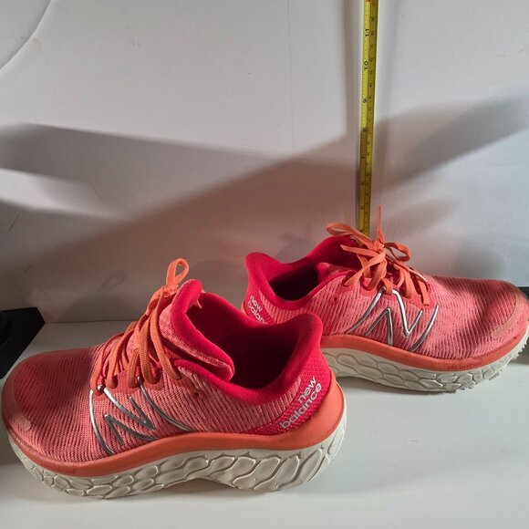 Size 8 Wide - New Balance Fresh Foam X Kaiha Road Neon Orange - Picture 2 of 7